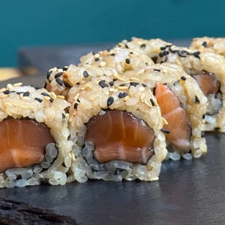 T - Uramaki King Salmon
